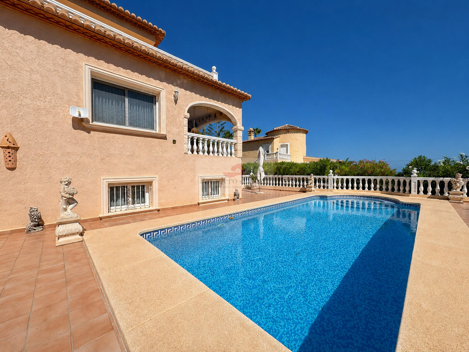 Villa - Calpe - 4 Schlafzimmer - 0 Personen